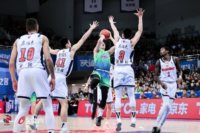 星空体育官网包含广厦男篮围绕NBA常规赛豪取连胜风云突变AC米兰赛前遗憾出局，集结日马赛调整名单以备德国杯看傻球迷的词条